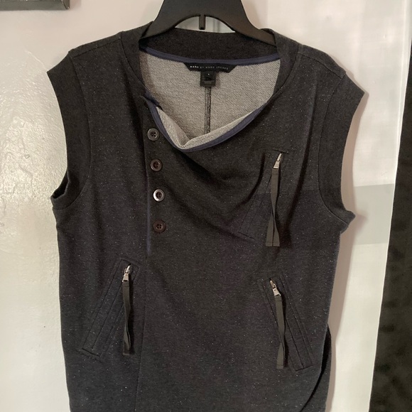 Marc By Marc Jacobs women’s gray shimmer 3/4 button down pull over vest NWOT - Picture 2 of 16
